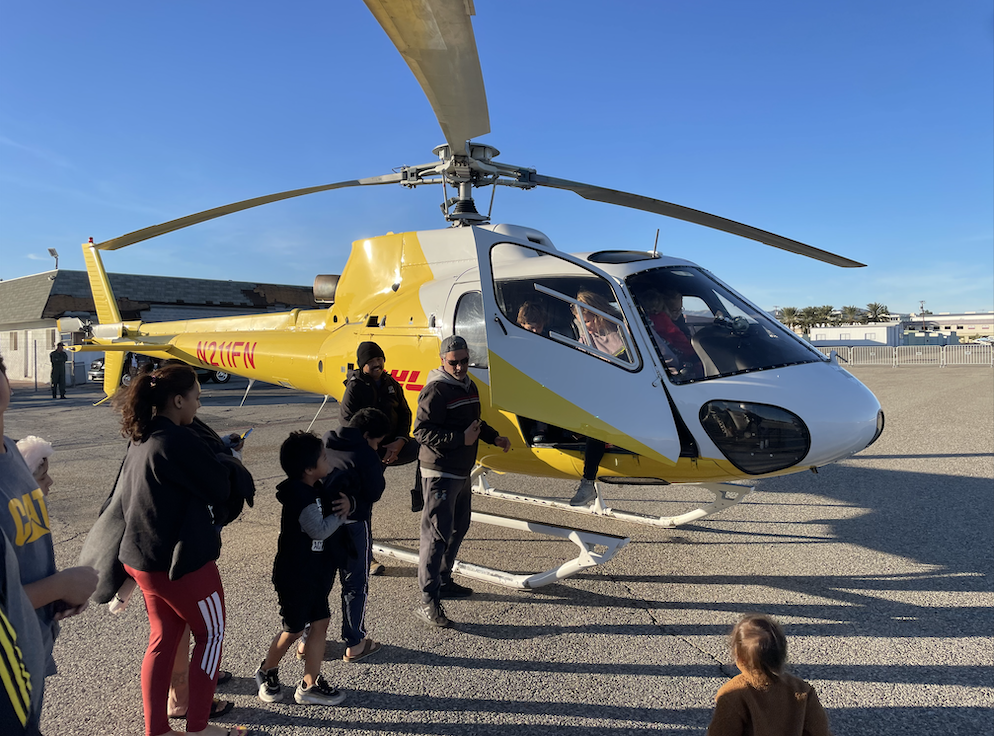 Helinet Helps Spread Holiday Cheer at the VNY Santa Fly-In!